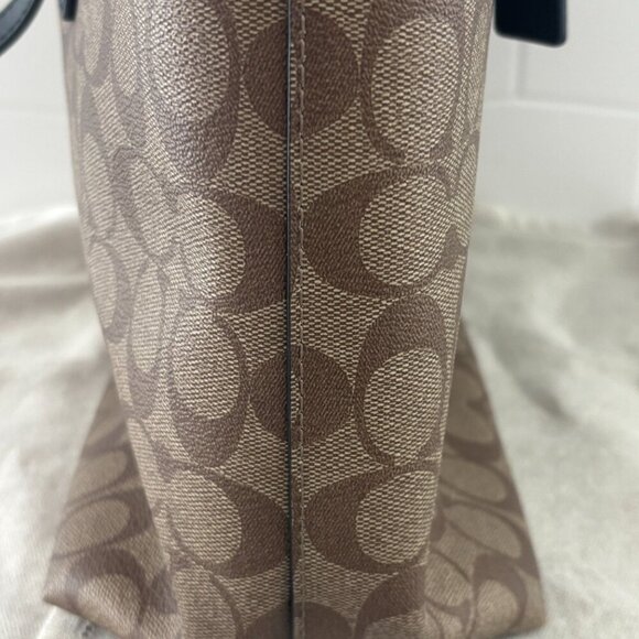 Coach x Disney Snow White Tote Bag - Brown - Limited Edition - Patches - Picture 5 of 13